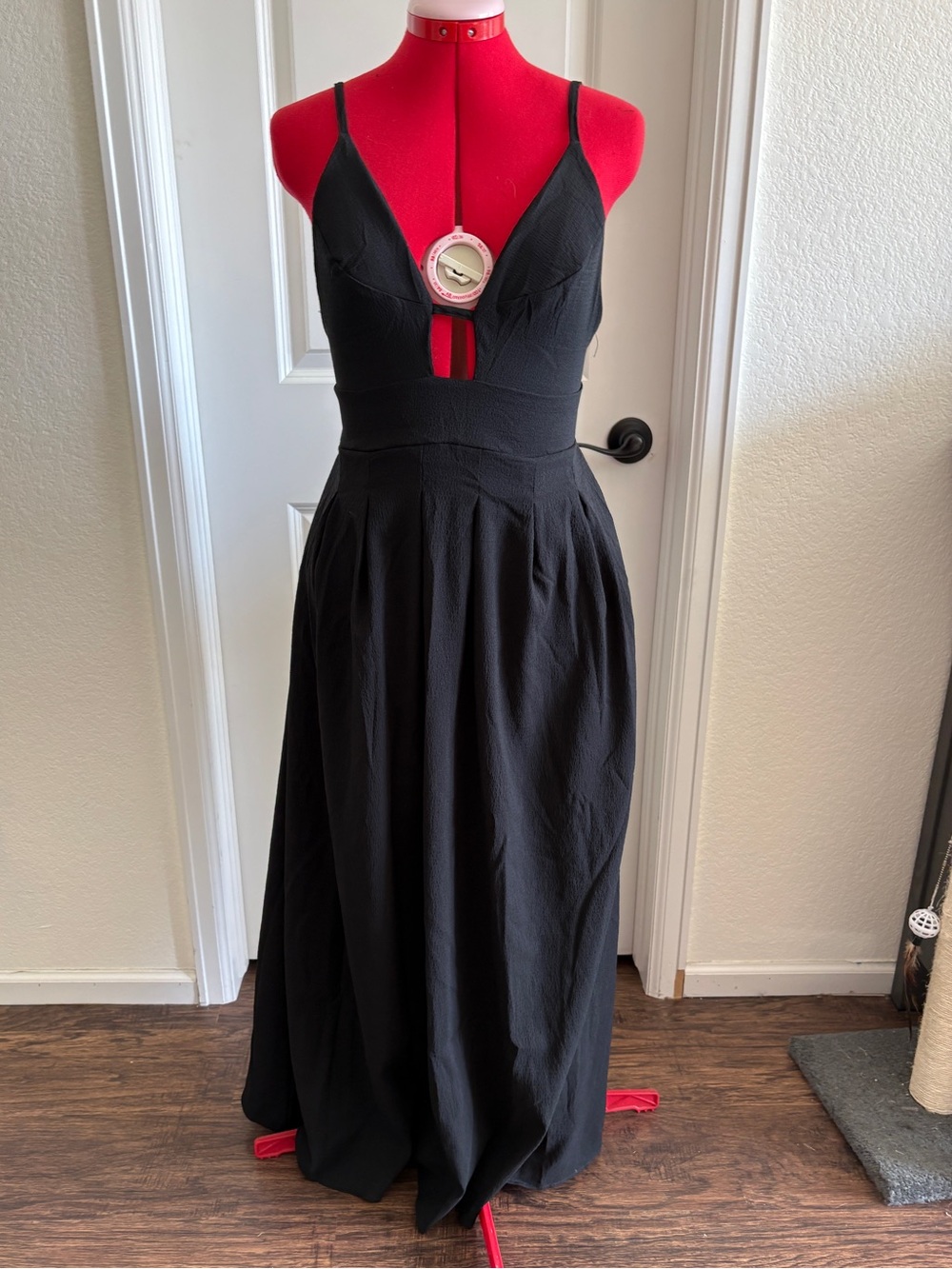 Black V-Neck Spaghetti Strap Maxi Dress